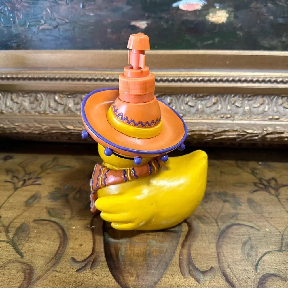 Halloween Duck Soap Dispenser Halloween Fiesta Duck Lotion Soap Dispenser RARE